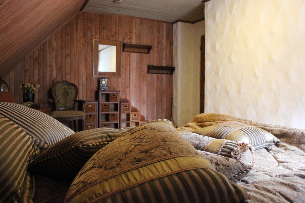 Krapi Guesthouse Treimani Quarto foto